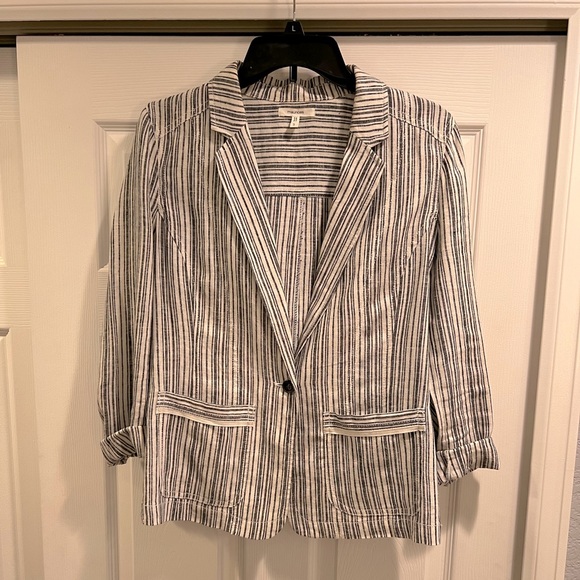 Maurices Linen Blazer - Picture 1 of 4